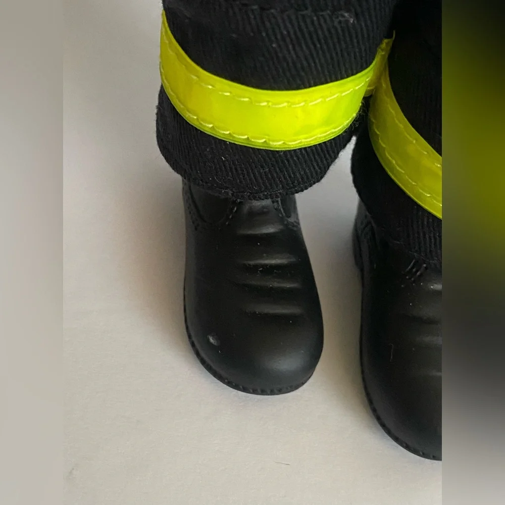 Real Hero’s FDNY Fire Zone Firefighter 12” action figure 9/11 New York City 2001
